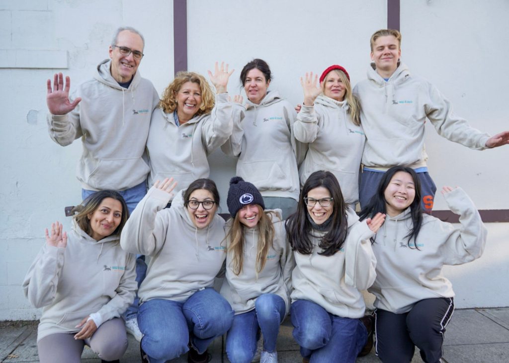 Wag 4 Tails Dog Walking in Ridegewood, New Jersey Team Photo